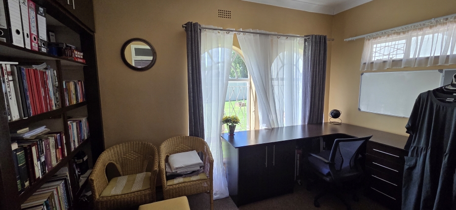 4 Bedroom Property for Sale in Hillcrest Northern Cape